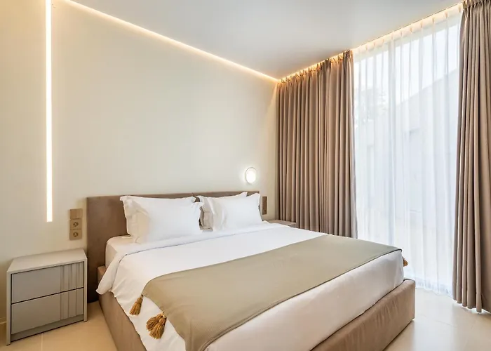 Aparthotel Hidden - Modern Comfort & Relaxed Living Near And Fields 4*