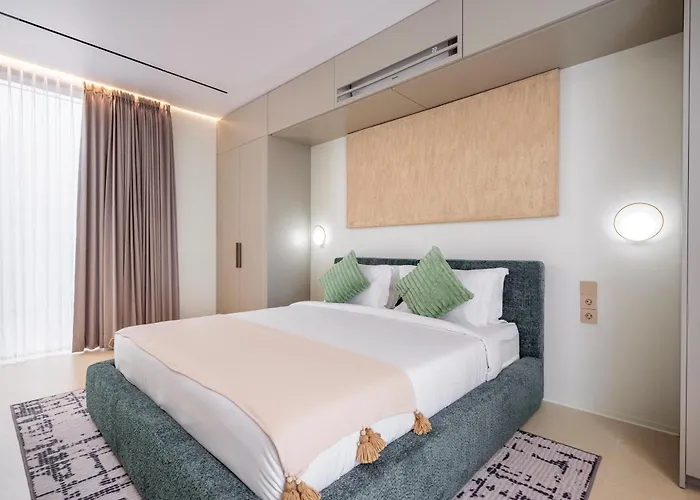 Aparthotel Hidden - Modern Comfort & Relaxed Living Near And Fields