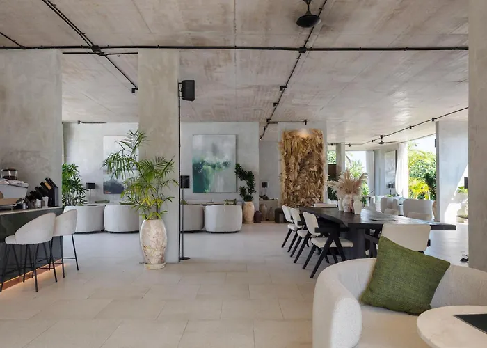 Aparthotel Hidden - Modern Comfort & Relaxed Living Near And Fields Ubud (Bali)