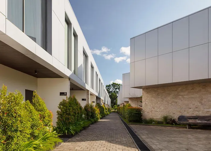 Hidden - Modern Comfort & Relaxed Living Near And Fields Aparthotel 4*